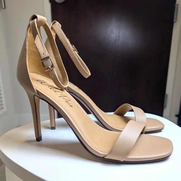Nude Square Toe Ankle Strap Heels 9 - Picture 2 of 8